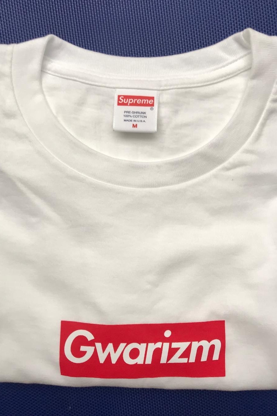 Tee shirt box logo Supreme Hommage Gary Warnett 