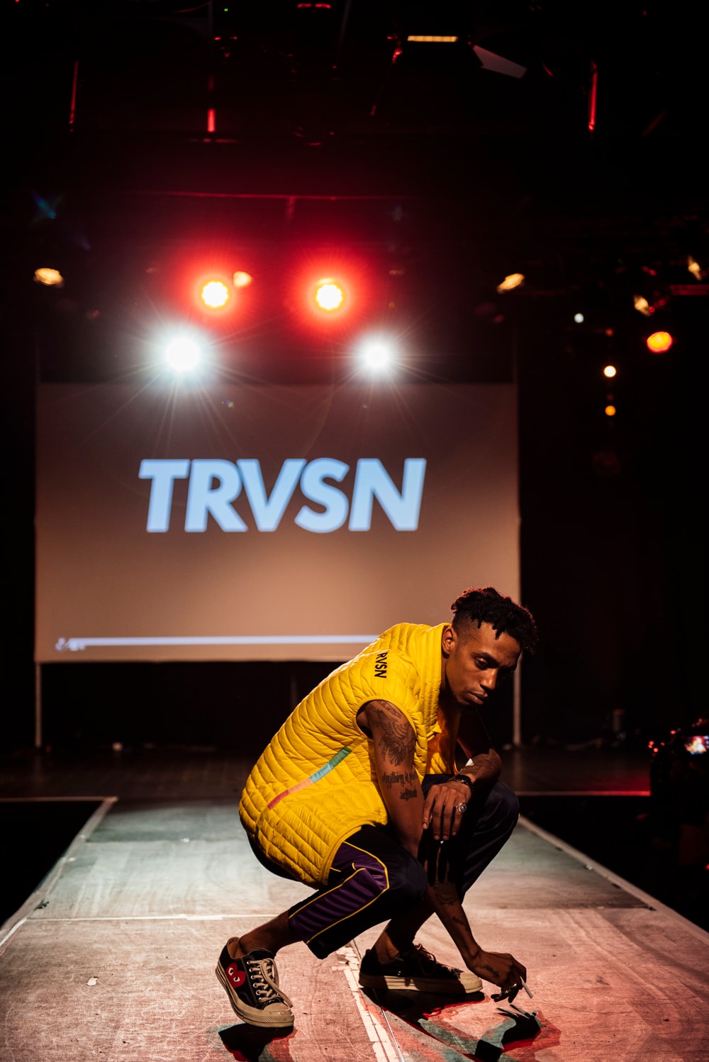 TRUE VISION Défilé Fashion Week Paris Pan Piper Gilet Jaune Paul Mougeot