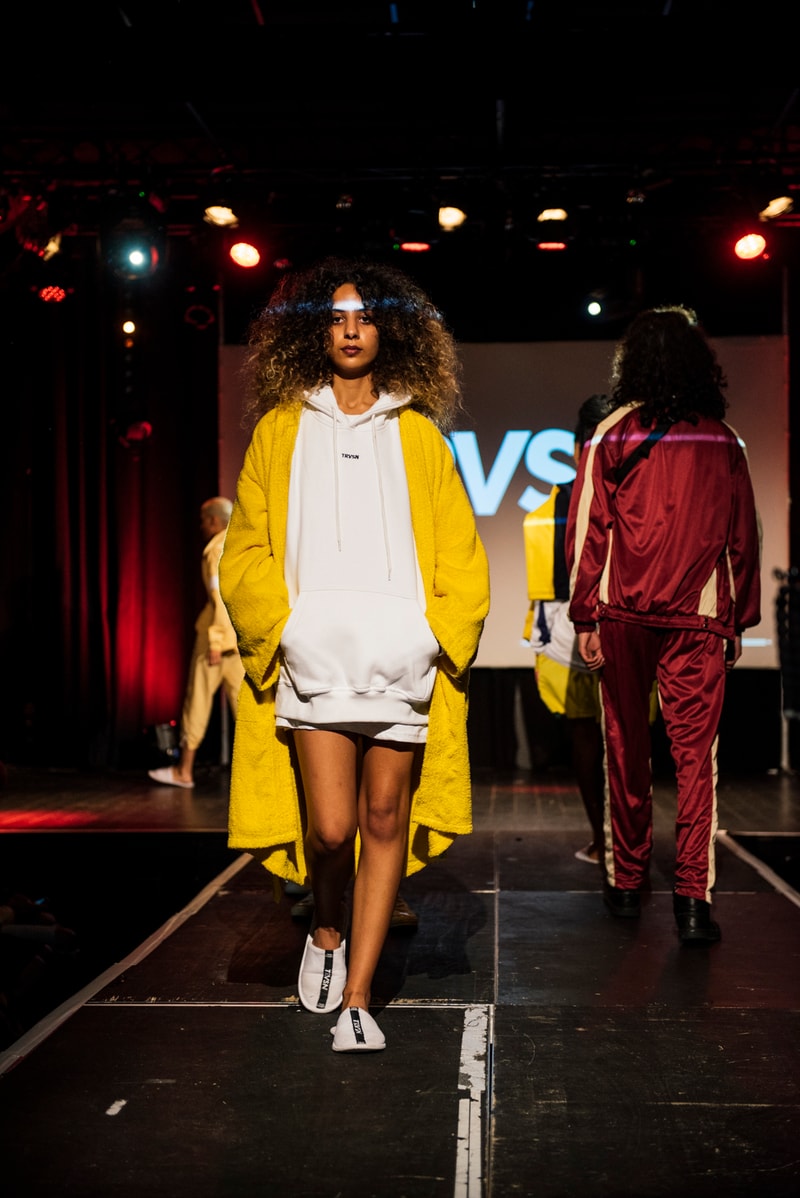 TRUE VISION Défilé Fashion Week Paris Pan Piper Gilet Jaune Paul Mougeot