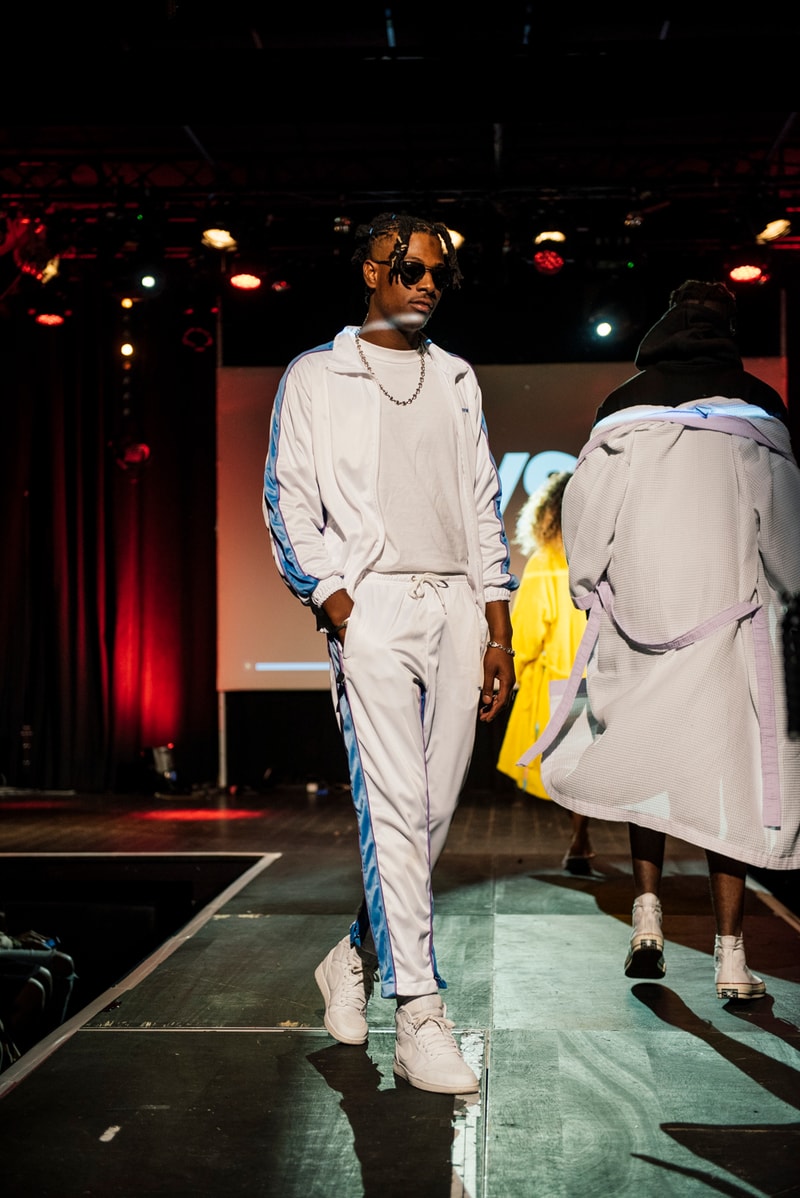 TRUE VISION Défilé Fashion Week Paris Pan Piper Gilet Jaune Paul Mougeot