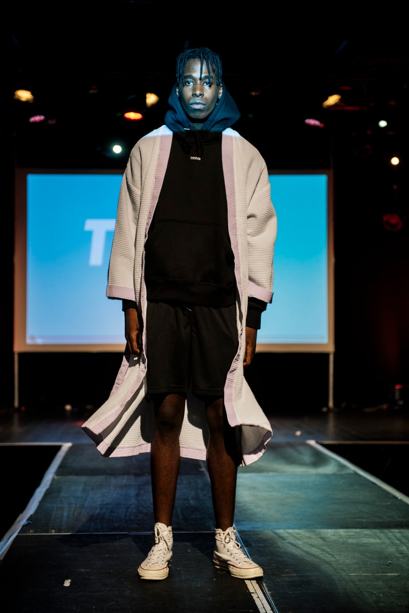 TRUE VISION Défilé Fashion Week Paris Pan Piper Gilet Jaune Paul Mougeot