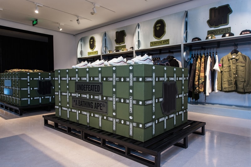Un pop up pour la nouvelle collaboration UNDEFEATED BAPE Shanghai