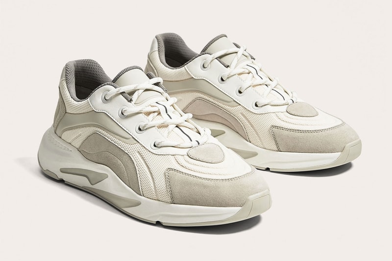 Zara YEEZY Boost Wave Runner 700