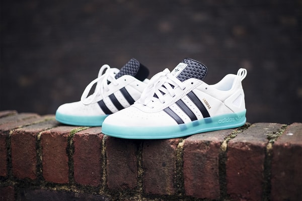 adidas Originals Palace Pro Nubuck Blanc Semelle Bleu Ciel