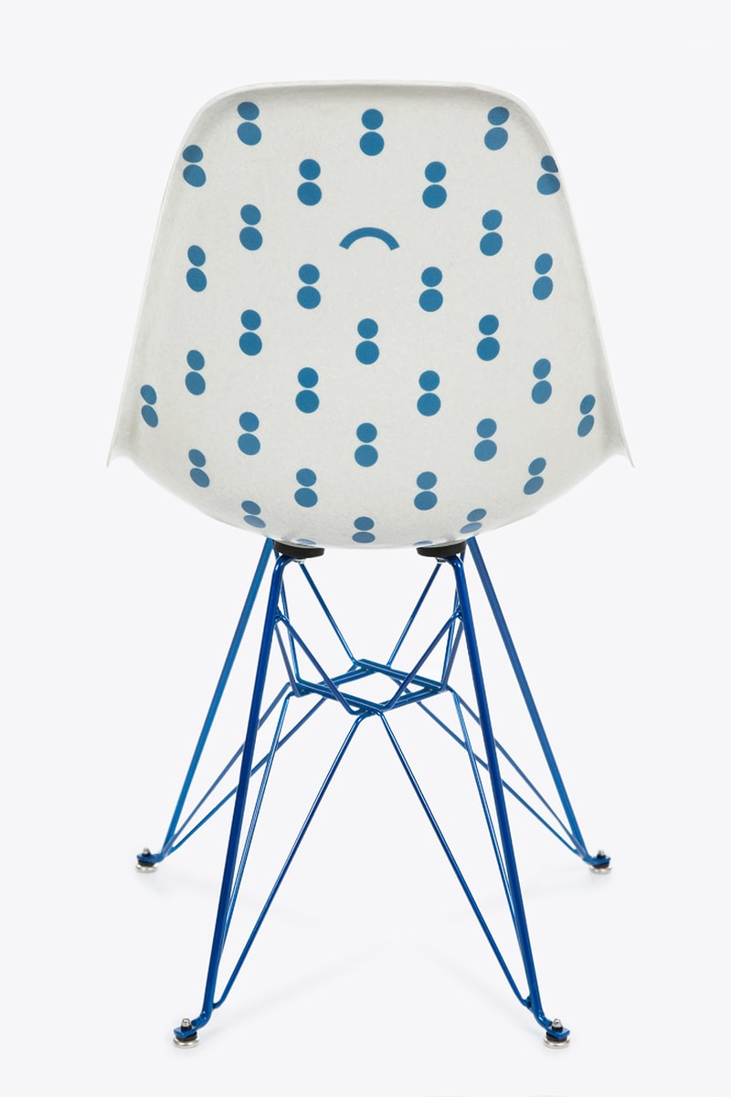 Chaise Modernica colette Blackrainbow base Eiffel fibre de ver blanc bleu