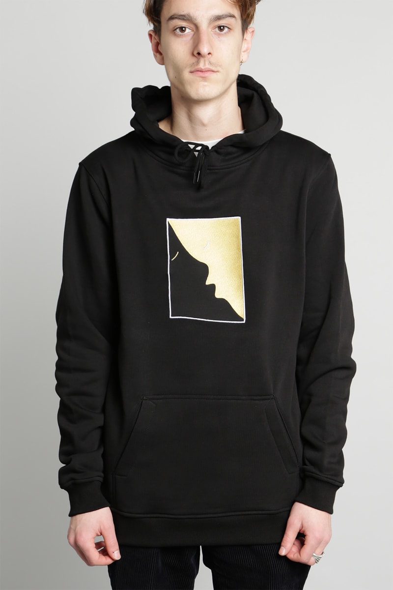 Hoodie Encré. Broderie Cry Me A River Noir