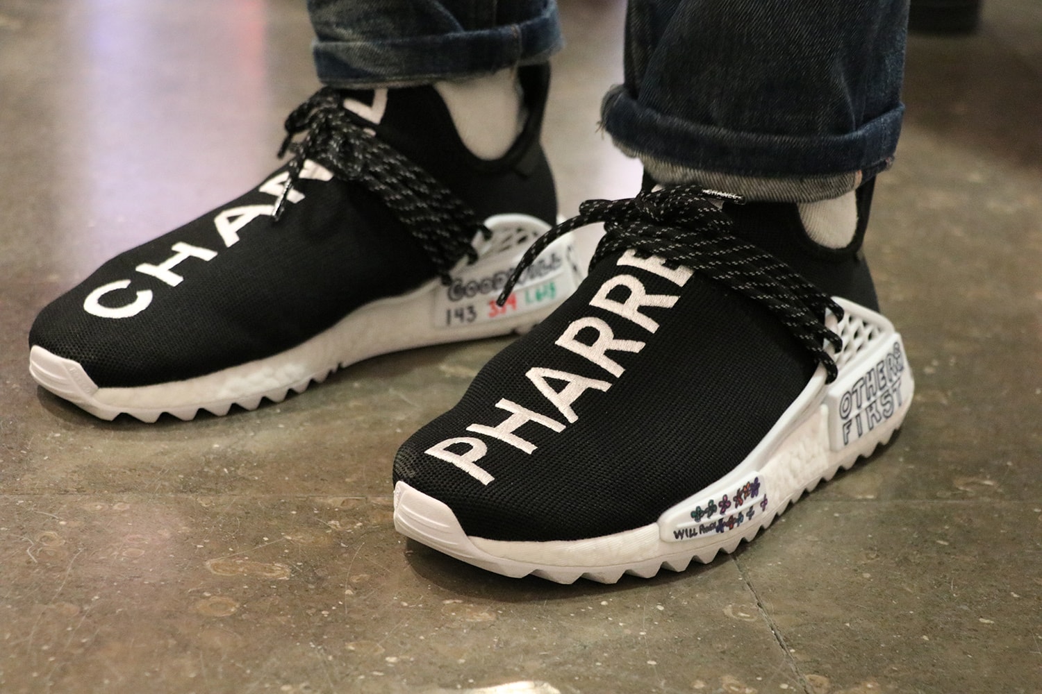 CHANEL x adidas Originals Hu NMD Porté Pharrell Williams Customisé Women Rights Others First Will Power