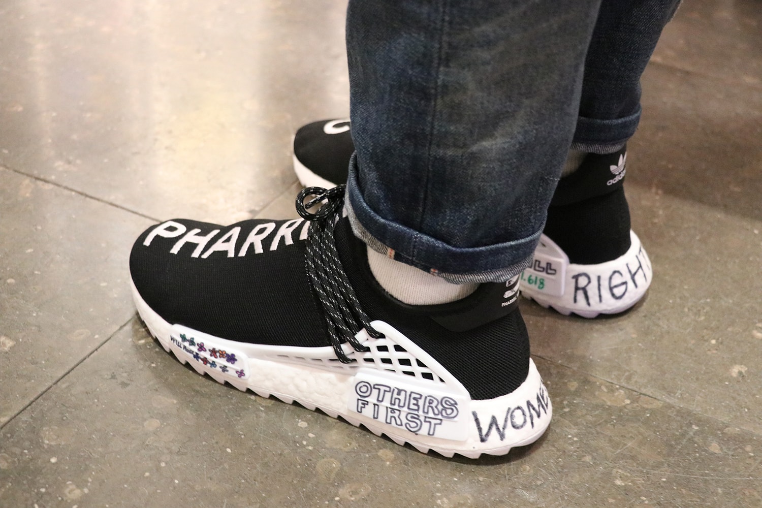 CHANEL x adidas Originals Hu NMD Porté Pharrell Williams Customisé Women Rights Others First Will Power