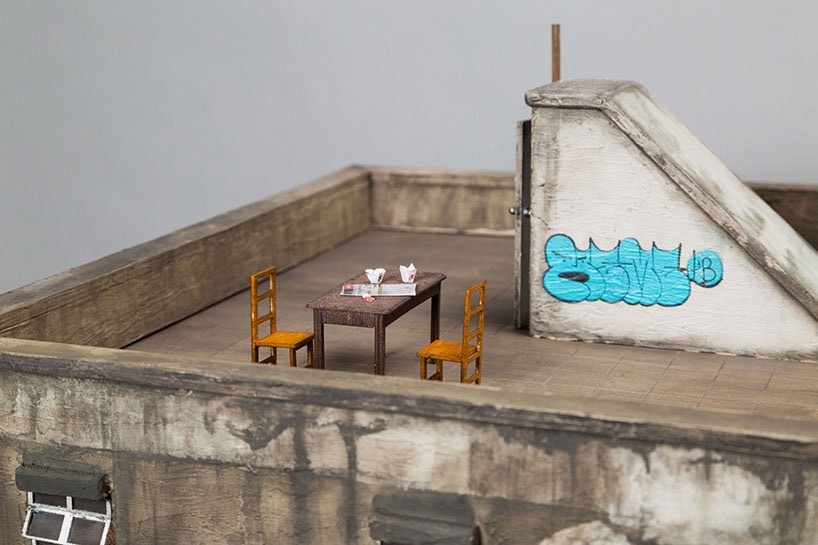 Le Temple Street, Hong Kong, En Miniature Par L'artiste Joshua Smith