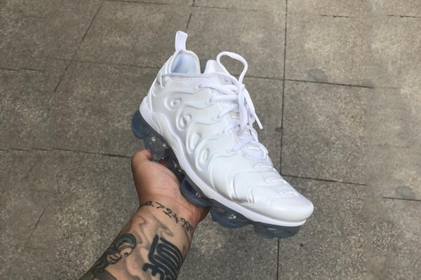 Nike Air Vapormax Plus Coloris Blanc Et Argent