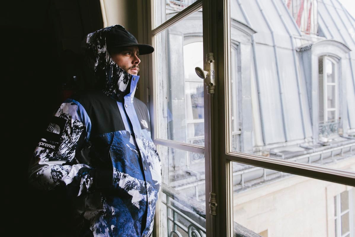 Parka Moutain Supreme x The North Face, Nylon Et Paysage Montagneux