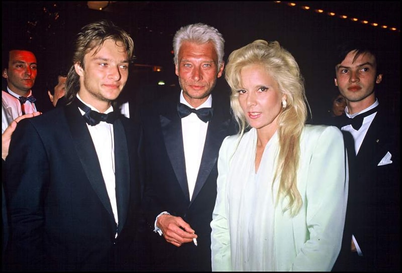 Rétrospective Stylistique Avec 51 Looks De Johnny Hallyday