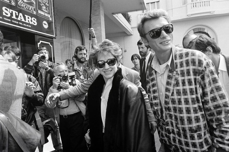 Rétrospective Stylistique Avec 51 Looks De Johnny Hallyday