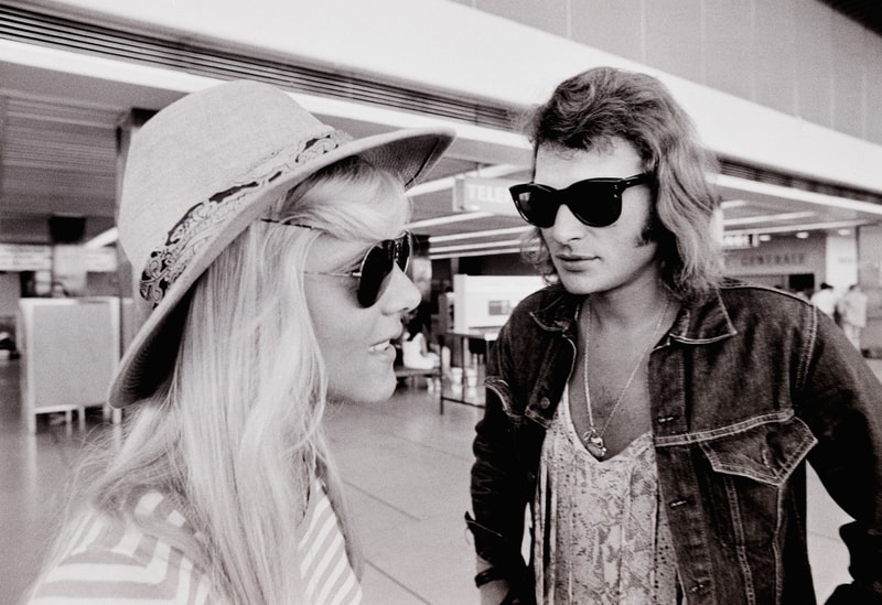Rétrospective Stylistique Avec 51 Looks De Johnny Hallyday