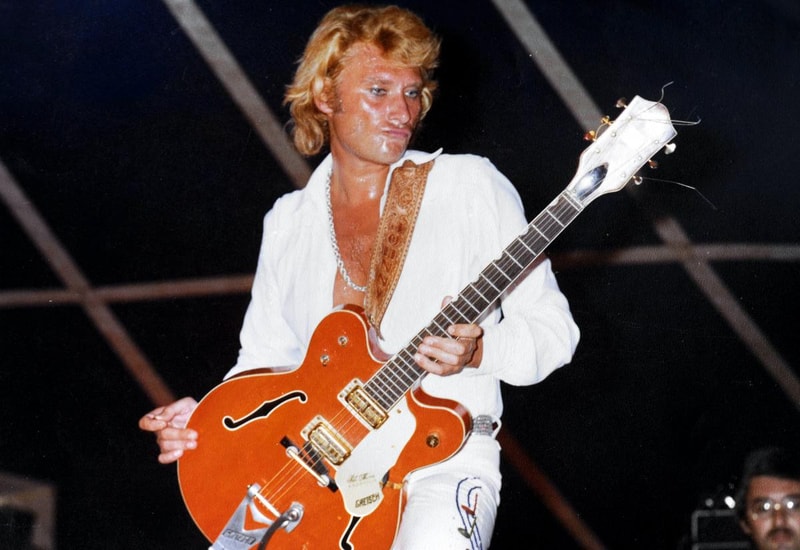 Rétrospective Stylistique Avec 51 Looks De Johnny Hallyday