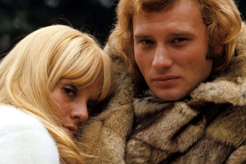 Rétrospective Stylistique Avec 51 Looks De Johnny Hallyday