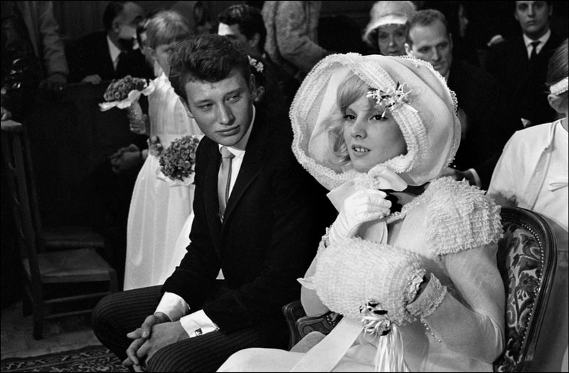 Rétrospective Stylistique Avec 51 Looks De Johnny Hallyday