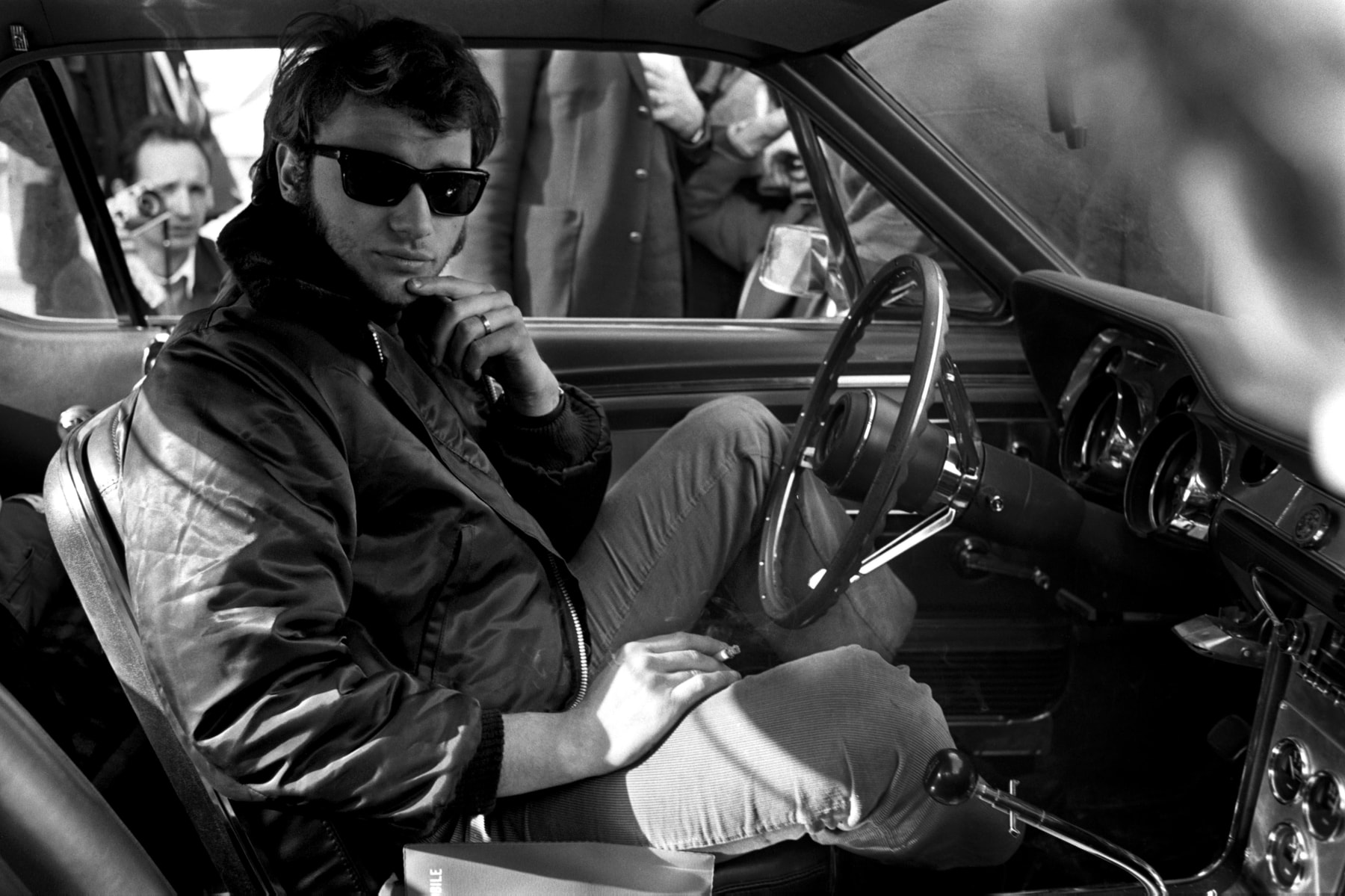 Rétrospective Stylistique Avec 51 Looks De Johnny Hallyday