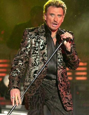 Rétrospective Stylistique Avec 51 Looks De Johnny Hallyday