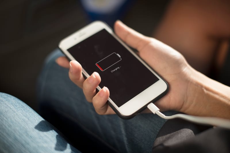 Apple S'Excuse Officiellement Pour Les Ralentissements De Ses Anciens iPhones