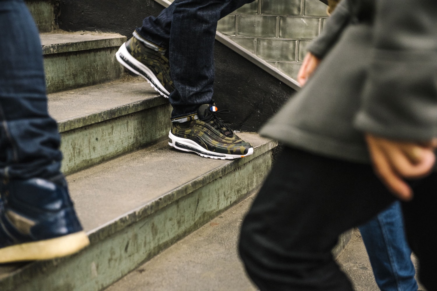 Gros Plan Nike Air Max 97 Country Camo France
