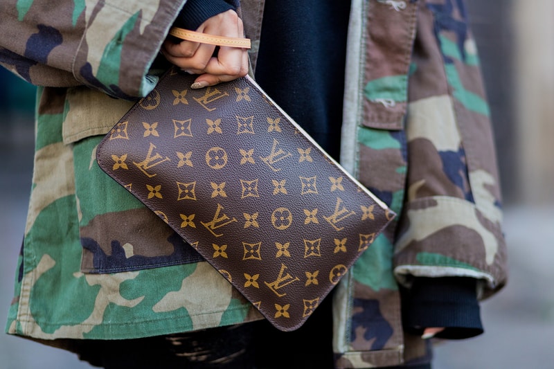 Sacoche Louis Vuitton Veste Camo YEEZY Christian Vierig/Getty Images