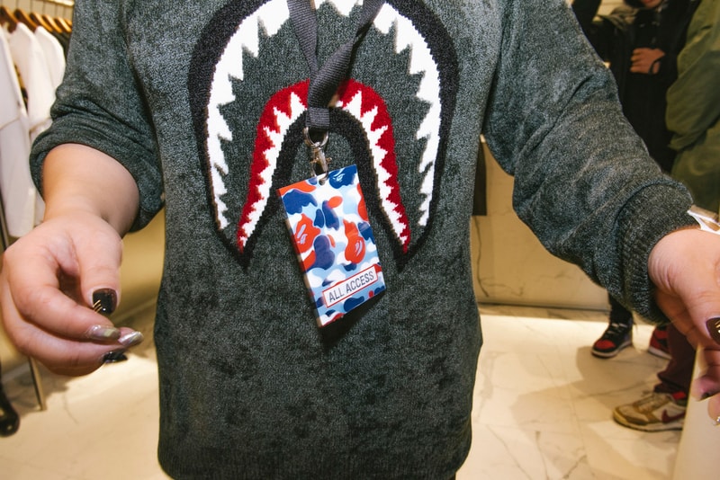 BAPE Store Paris Lancement Jaguar Marais Neige