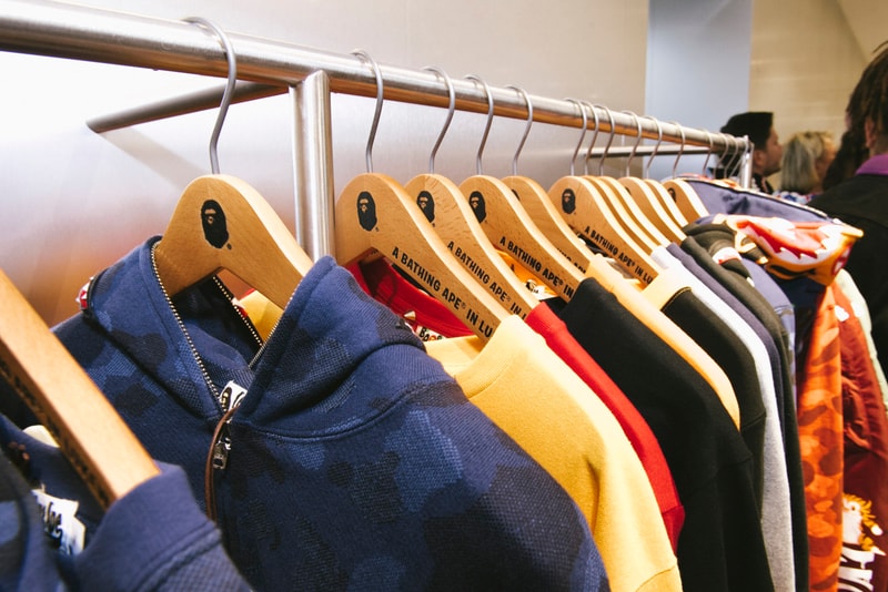 BAPE Store Paris Lancement Jaguar Marais Neige