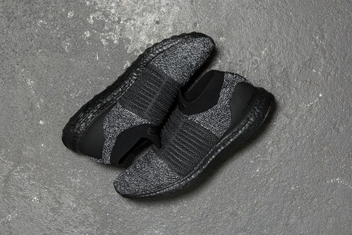 Une adidas UltraBOOST Sans Lacets Arrive Dans Un Coloris "Oreo"