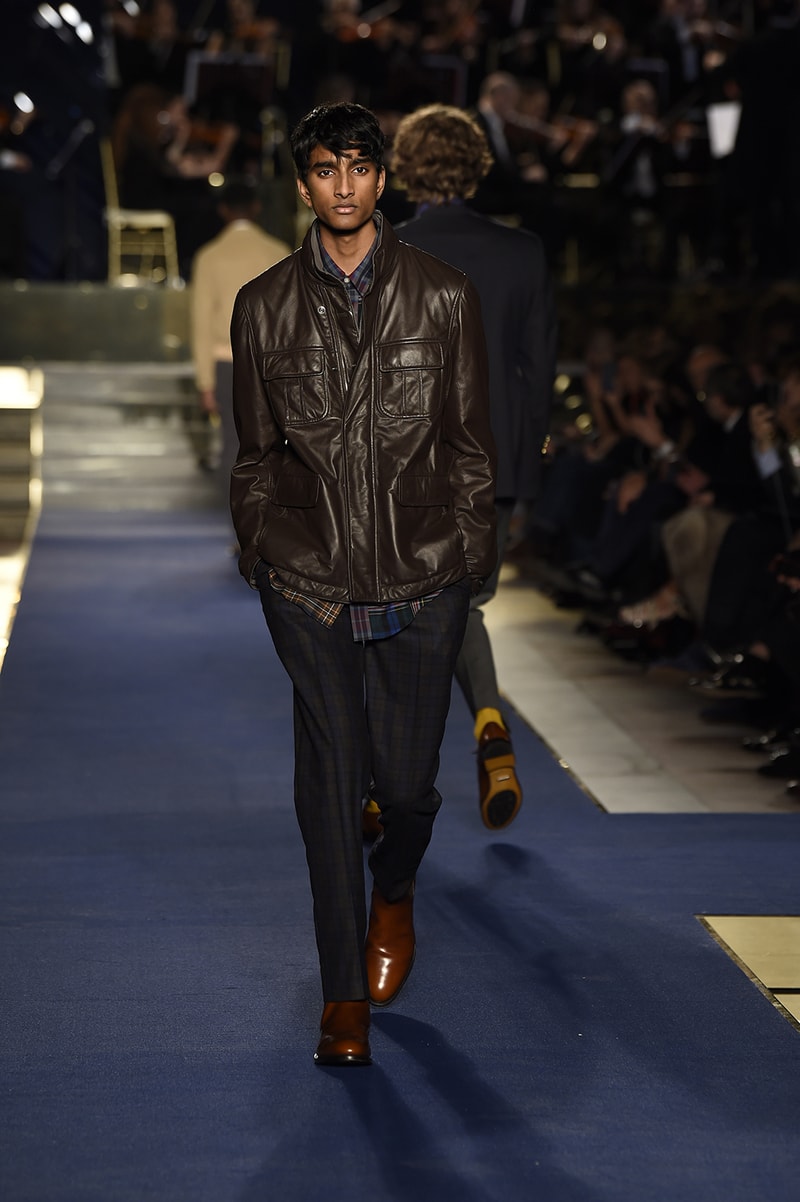 Brooks Brothers Défilé Pitti Uomo Florence Palazzo Vecchio Automne 2018