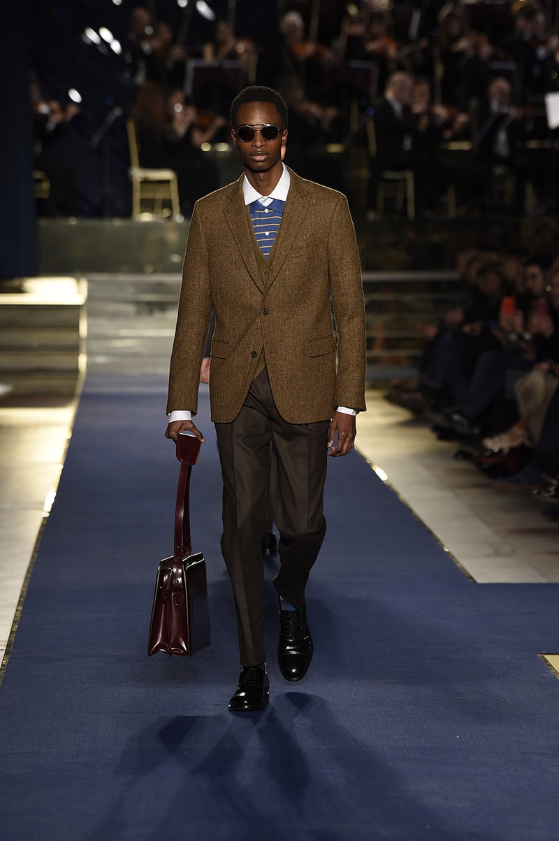 Brooks Brothers Défilé Pitti Uomo Florence Palazzo Vecchio Automne 2018