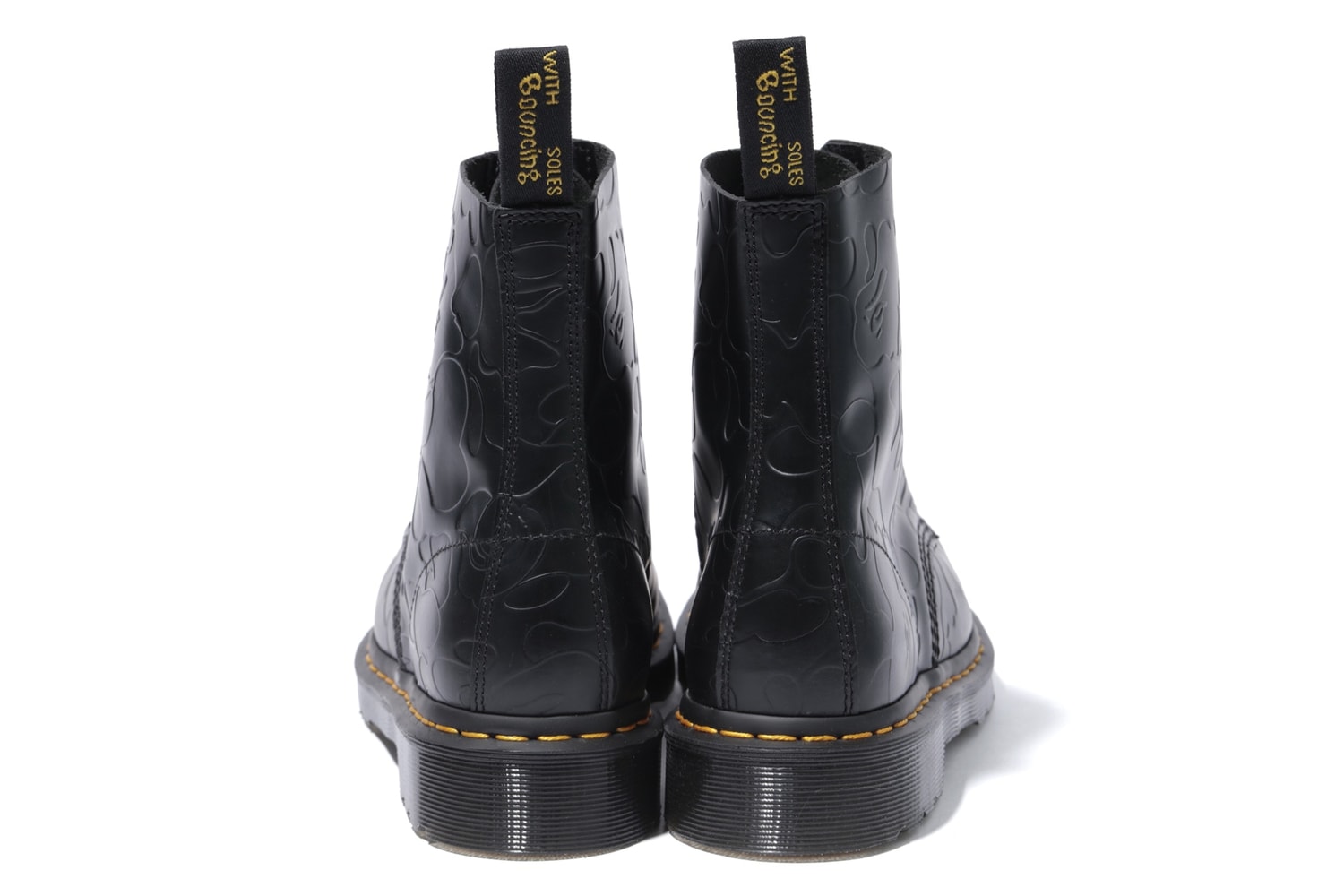 BAPE A Bathing Ape Dr. Martens Collection Capsule Mode London Fashion Shoes Chaussures