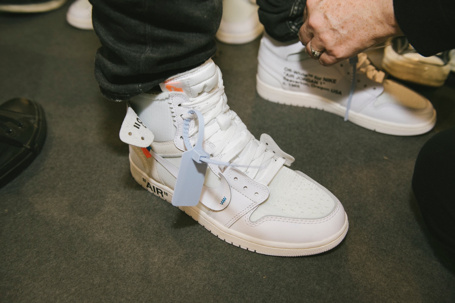 Photos Des Backstages Du Show Off-White™ Automne/Hiver 2018