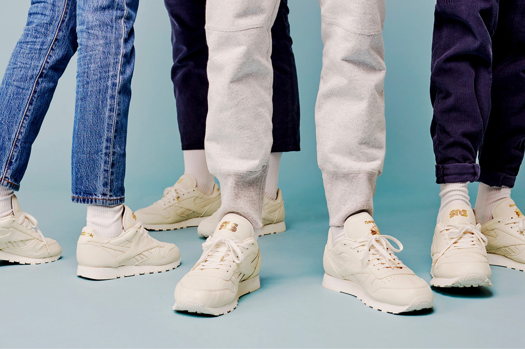 Lookbook De La Collaboration Sneakersnstuff x Reebok Classic Leather "Premium"
