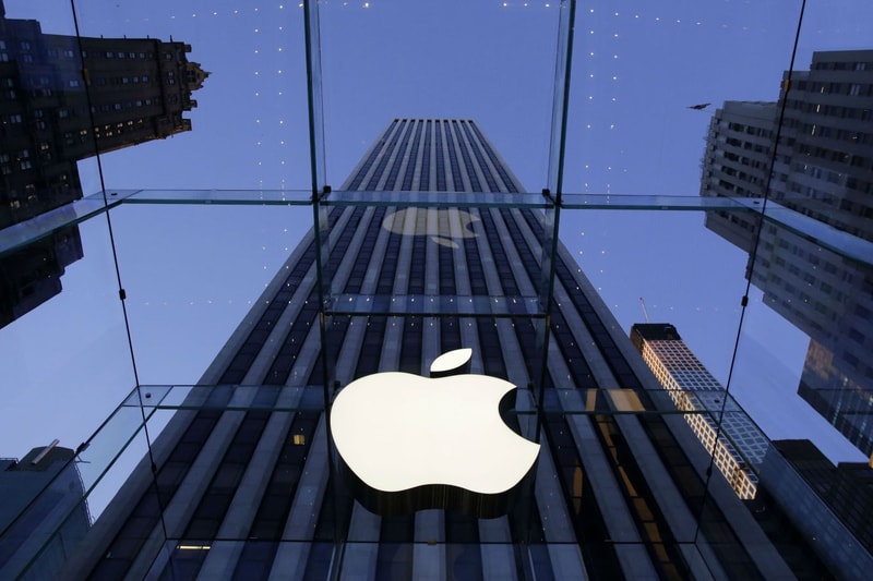 Logo Apple En Bas D'Un Batiment