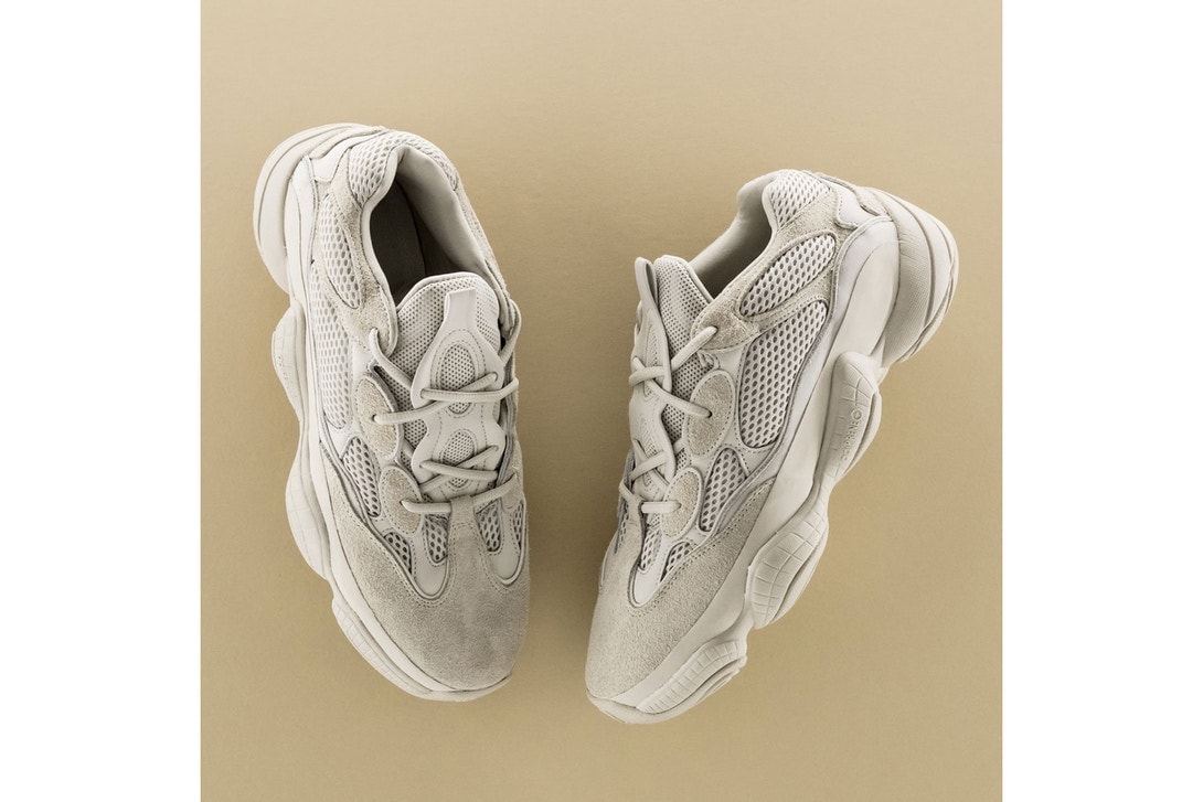 YEEZY 500 Blush gros plan