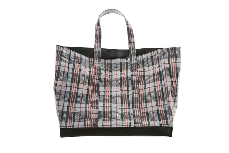 Vest Jean Gros plan