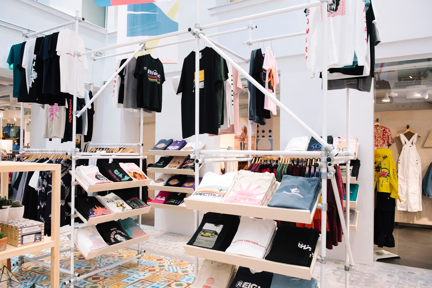 Visuels De La Première Boutique Française D'Urban Outfitters