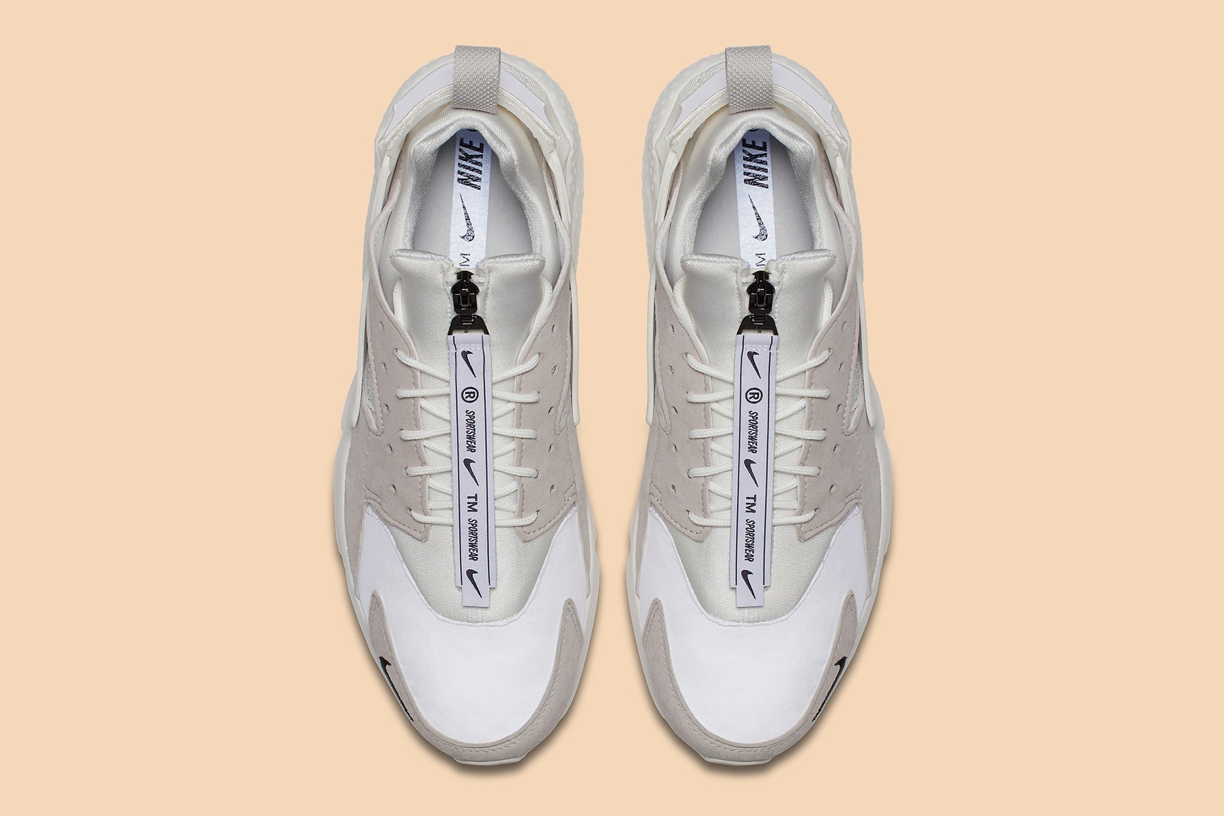 Nike Air Huarache Personnalisable Blanc Écru Beige Zip Pochoir Patchs Pin's
