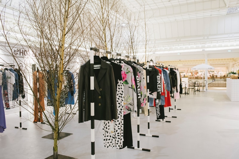 Photos Du Pop-Up Café Off-White™ Au Bon Marché