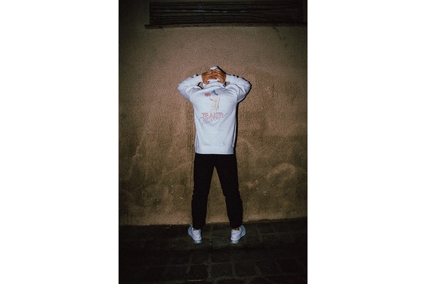 Tealer Collection Capsule Yeojun Yoon Néons Hoodie T-Shirt Coques