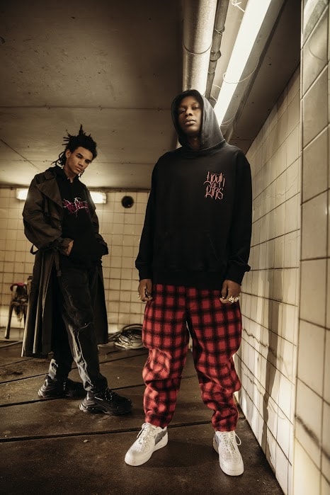 Editorial YOUTH OF PARIS En Collaboration Avec Pretty Box Paris