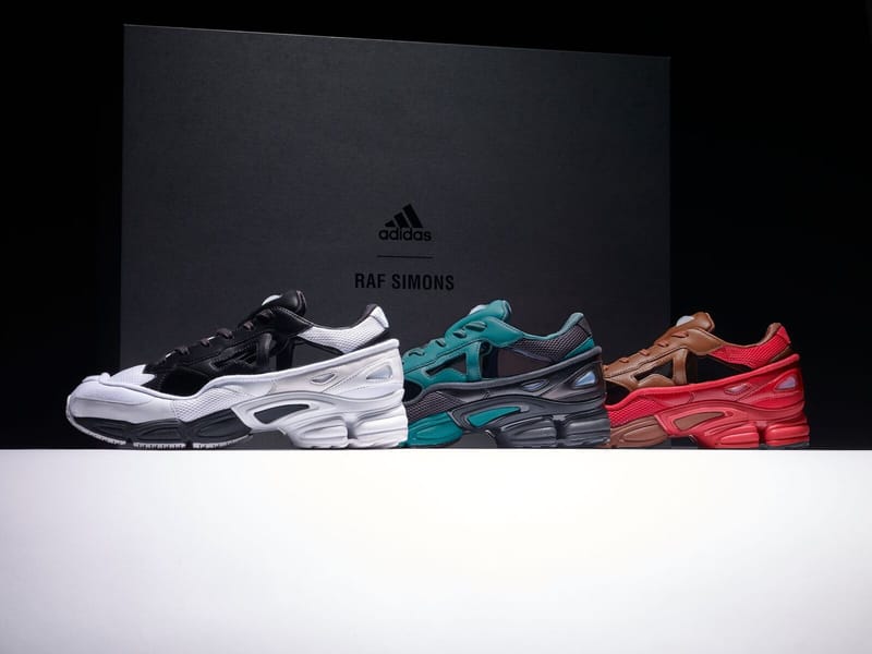 Raf Simons Revisite La Sneaker Ozweego En Édition Limitée
