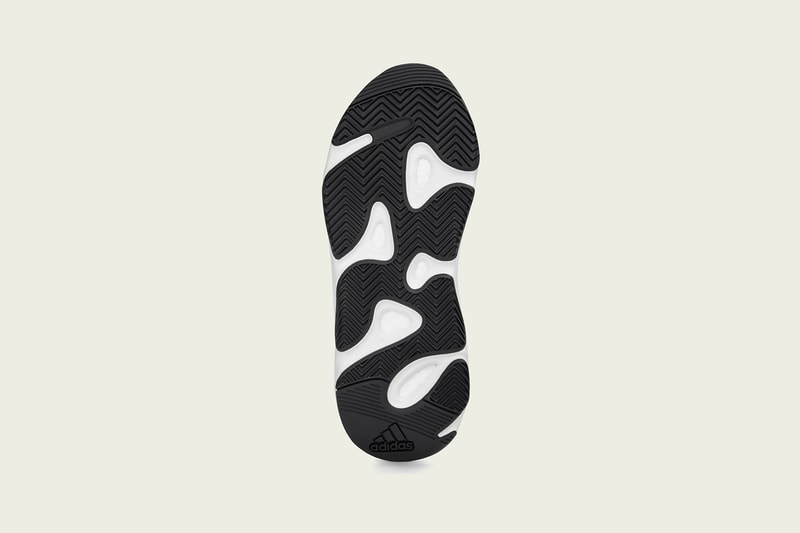 Lookbook adidas YEEZY BOOST 700