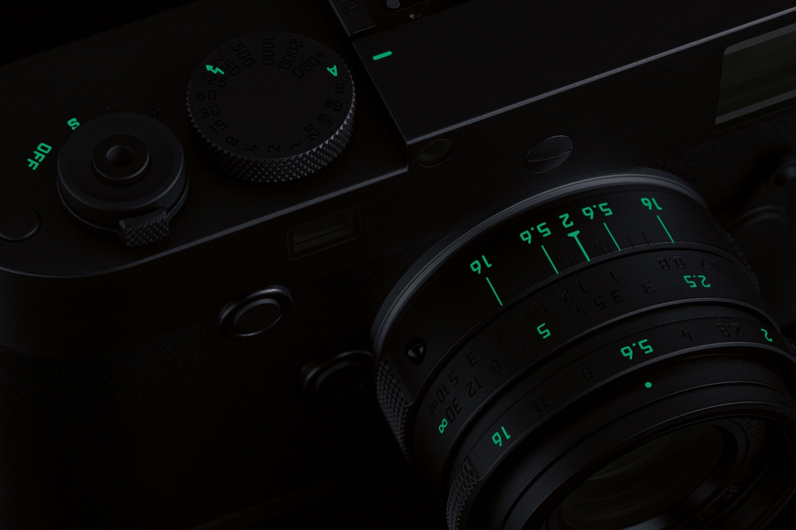 Leica M Monochrome “Stealth Edition” Edition Limitée 125 Exemplaires 15 000€ Rag & Bone Marcus Wainwright
