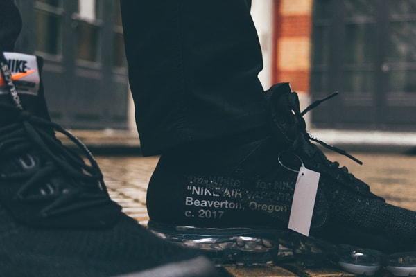 Photos De La Virgil Abloh x Nike Air VaporMax "Black" Portée