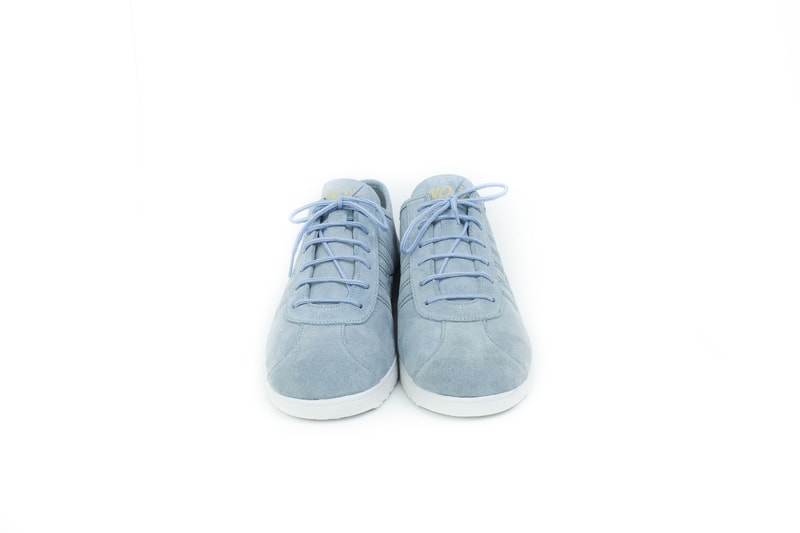 Isakin, Noël, sneaker