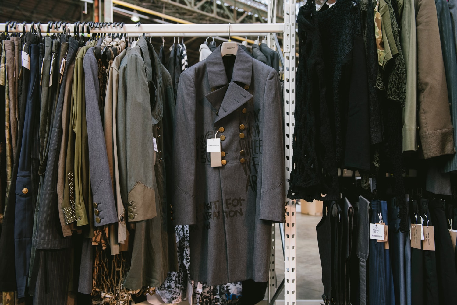 Une Nouvelle Braderie Comme des Garçons A Paris