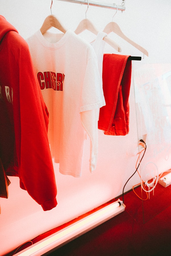 Cherry car femme voiture rouge