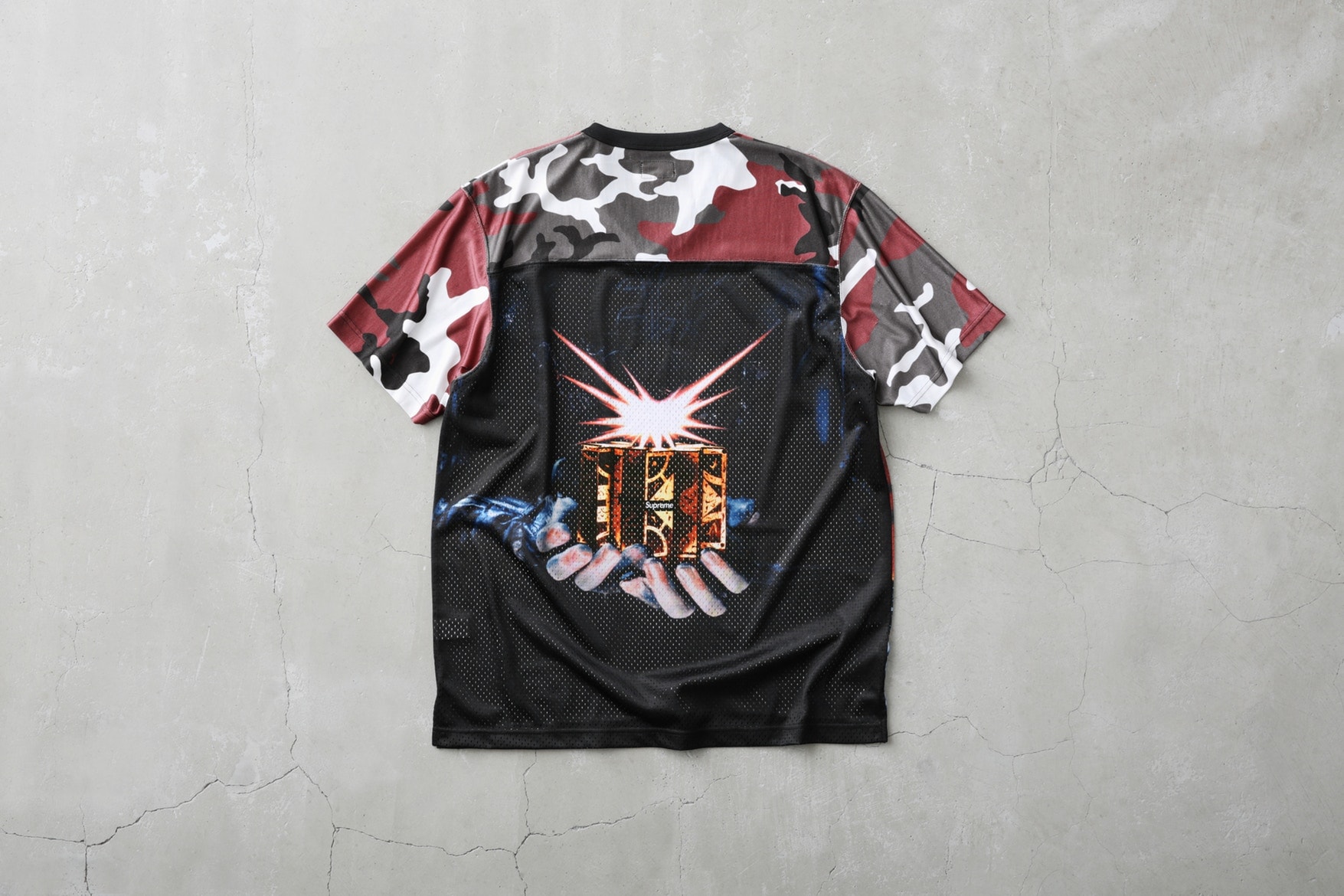 Images Collection Supreme Hellraiser